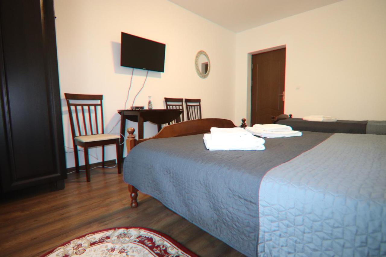 Barnova Pensiunea Emelys, Iasi מראה חיצוני תמונה